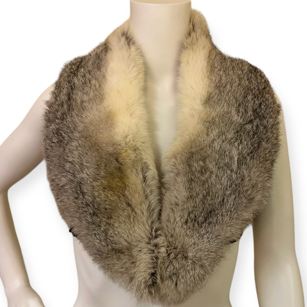 Authentic Vintage White & Grey Fur Shawl Collar
